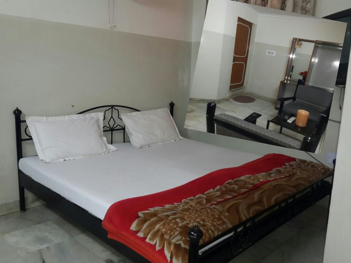 Hotel Urvashi Dźajpur Zewnętrze zdjęcie