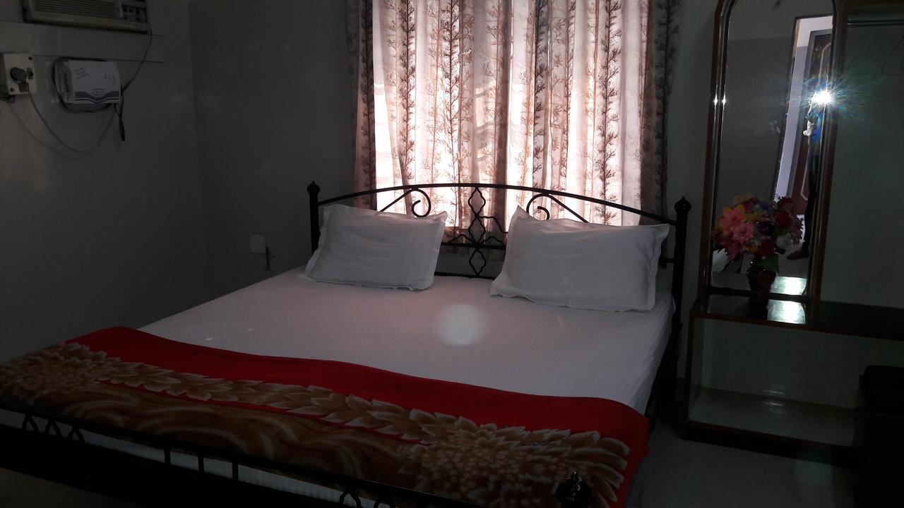 Hotel Urvashi Dźajpur Zewnętrze zdjęcie
